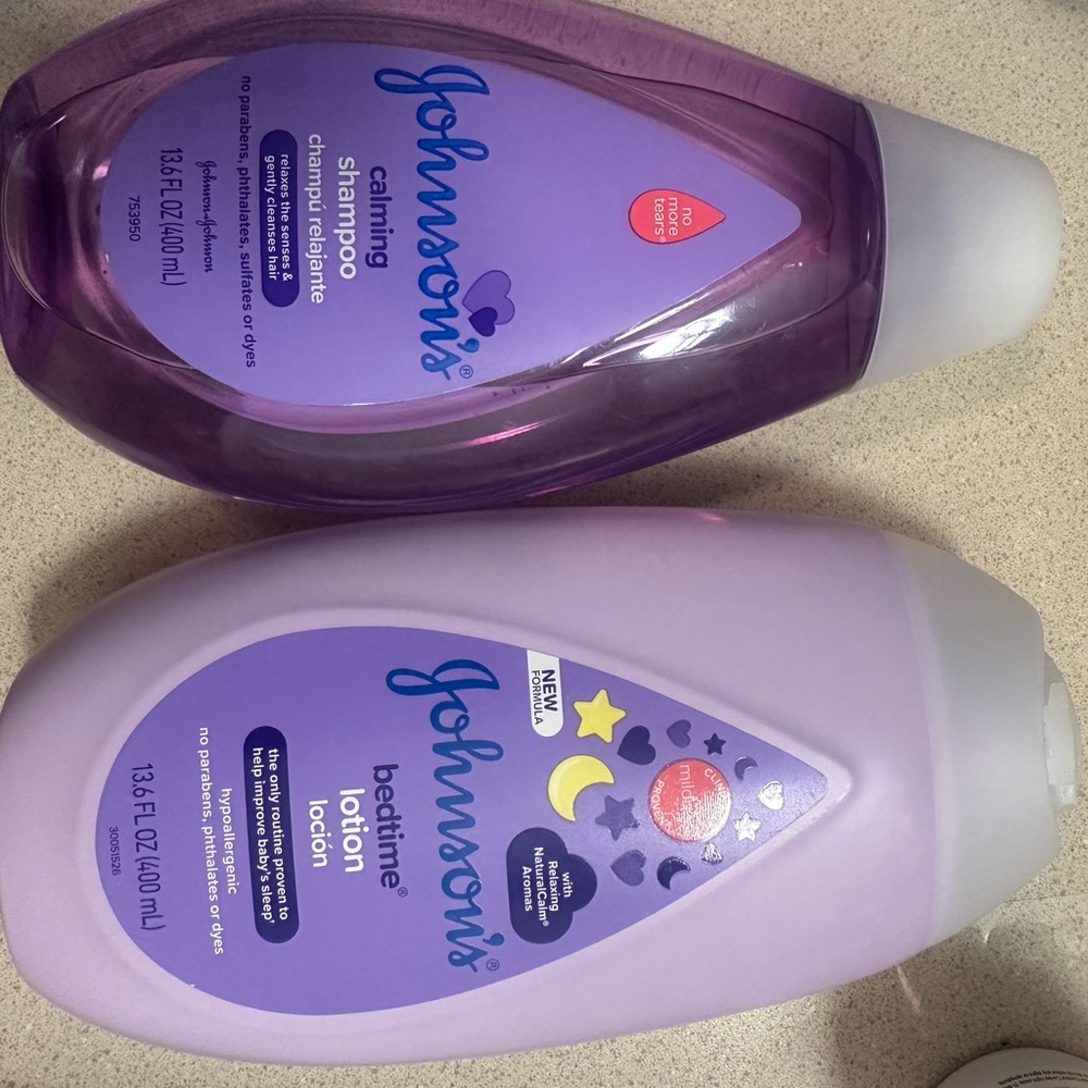Johnson’s baby Shampoo and Lotion Set